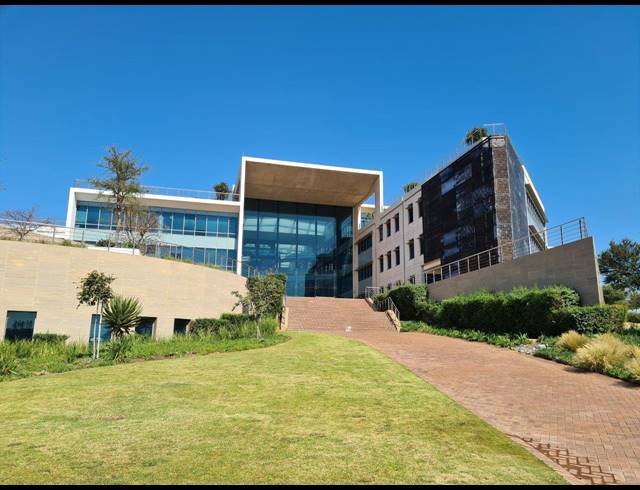 3,000M² OFFICE TO LET IN WATERFALL